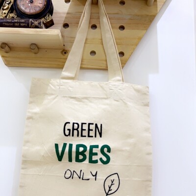 Neutral Tote Bag – Green Vibes Only